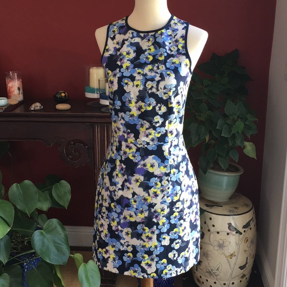 New Look Dresses & Skirts - New look floral dress